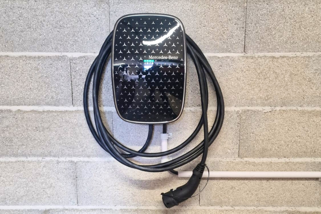 Borne de recharge Mercedes